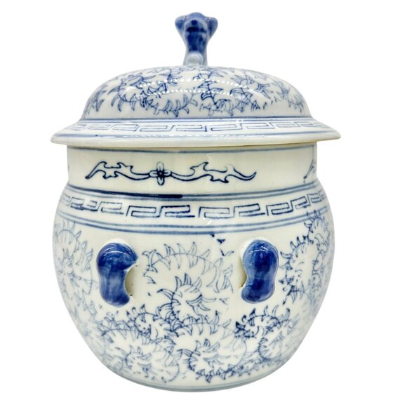 Vintage Ceramic Lidded Jar Blue White Floral Design and Animal Figurine Topper - Picture 6 of 9